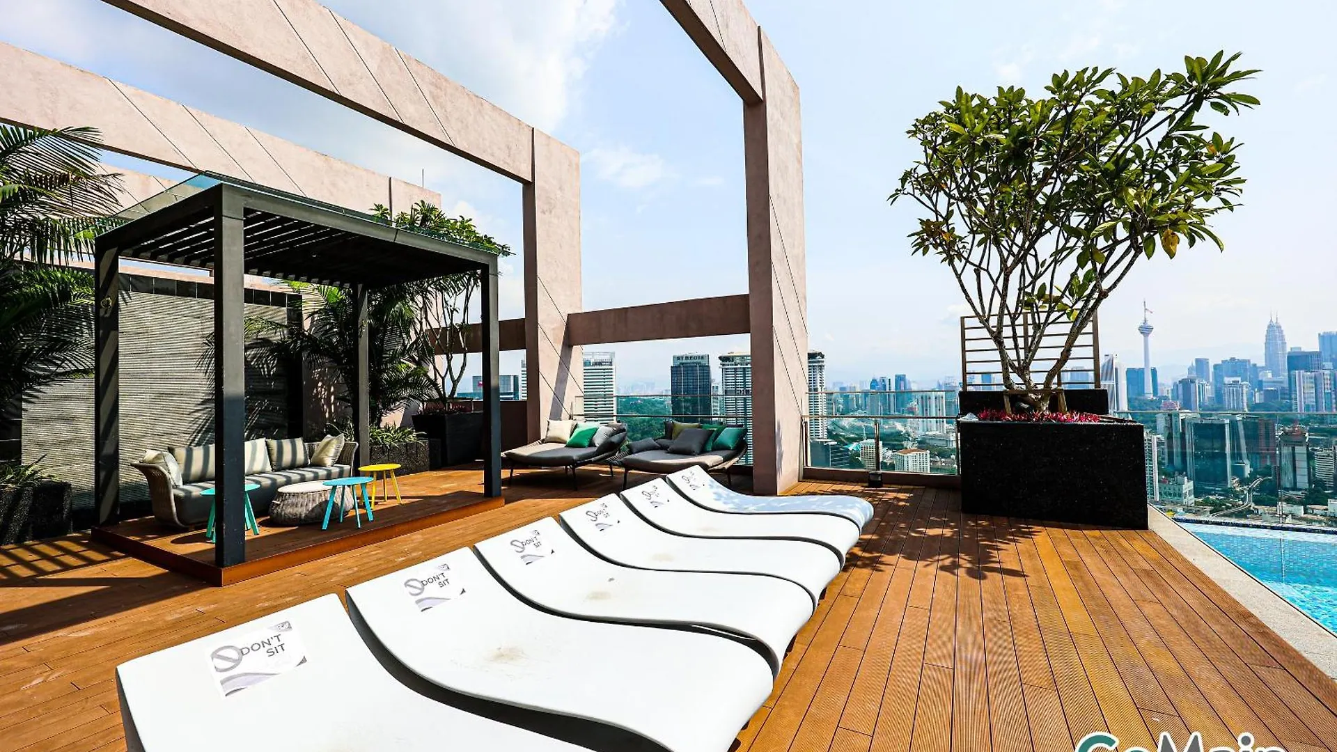Skypool With Klcc View - Kl Sentral Riveria City Suite Near Kl City Centre Klcc 吉隆坡 0*,  马来西亚